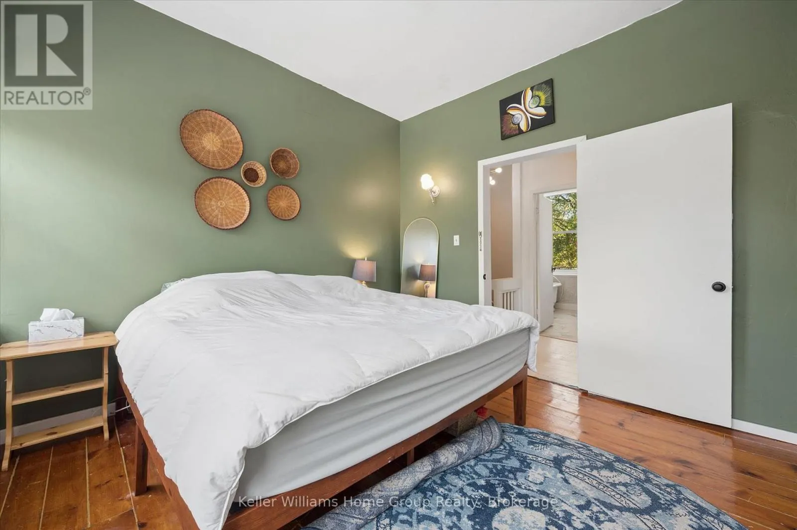 452 ST ANDREW STREET W