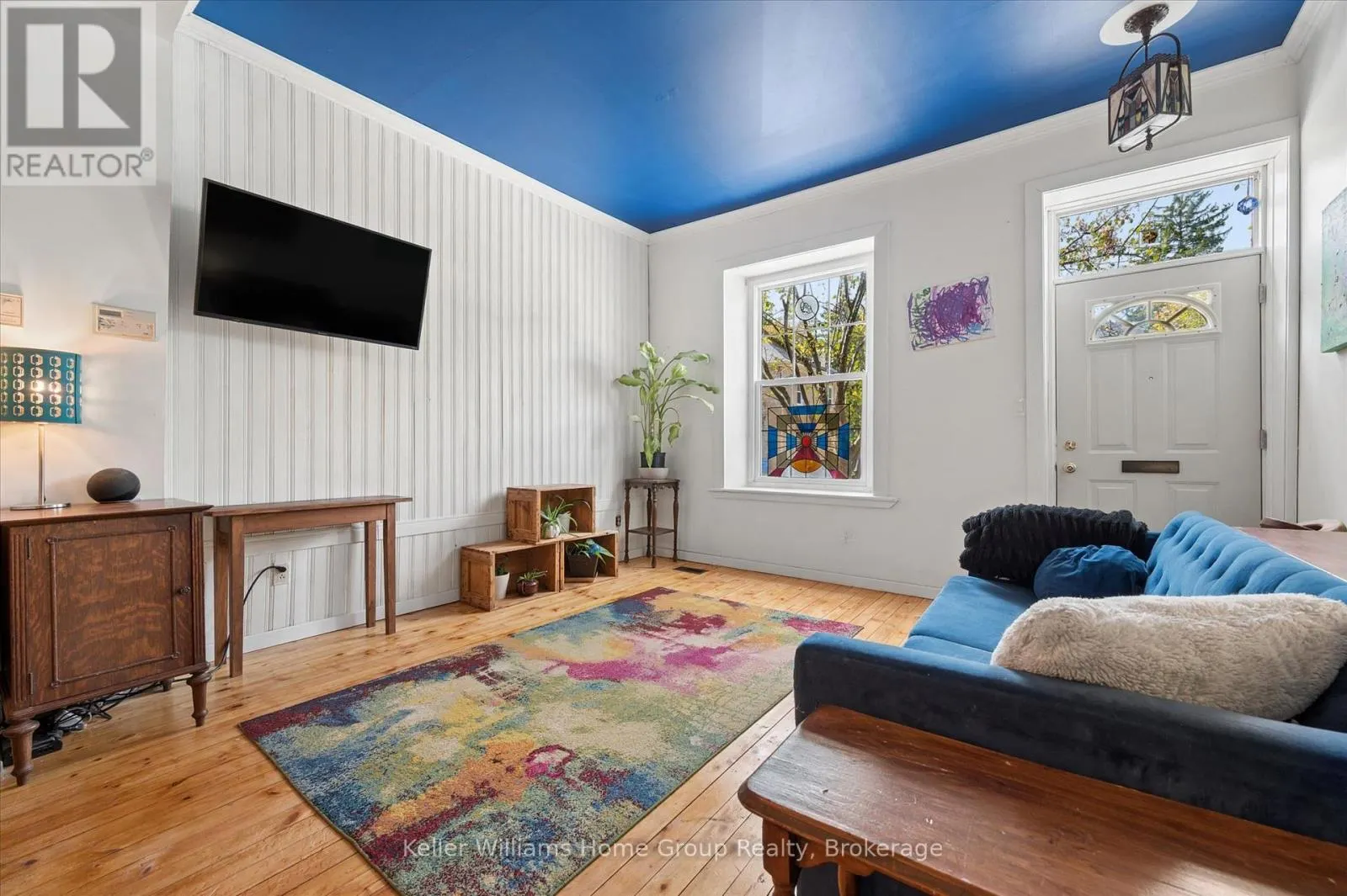 452 ST ANDREW STREET W