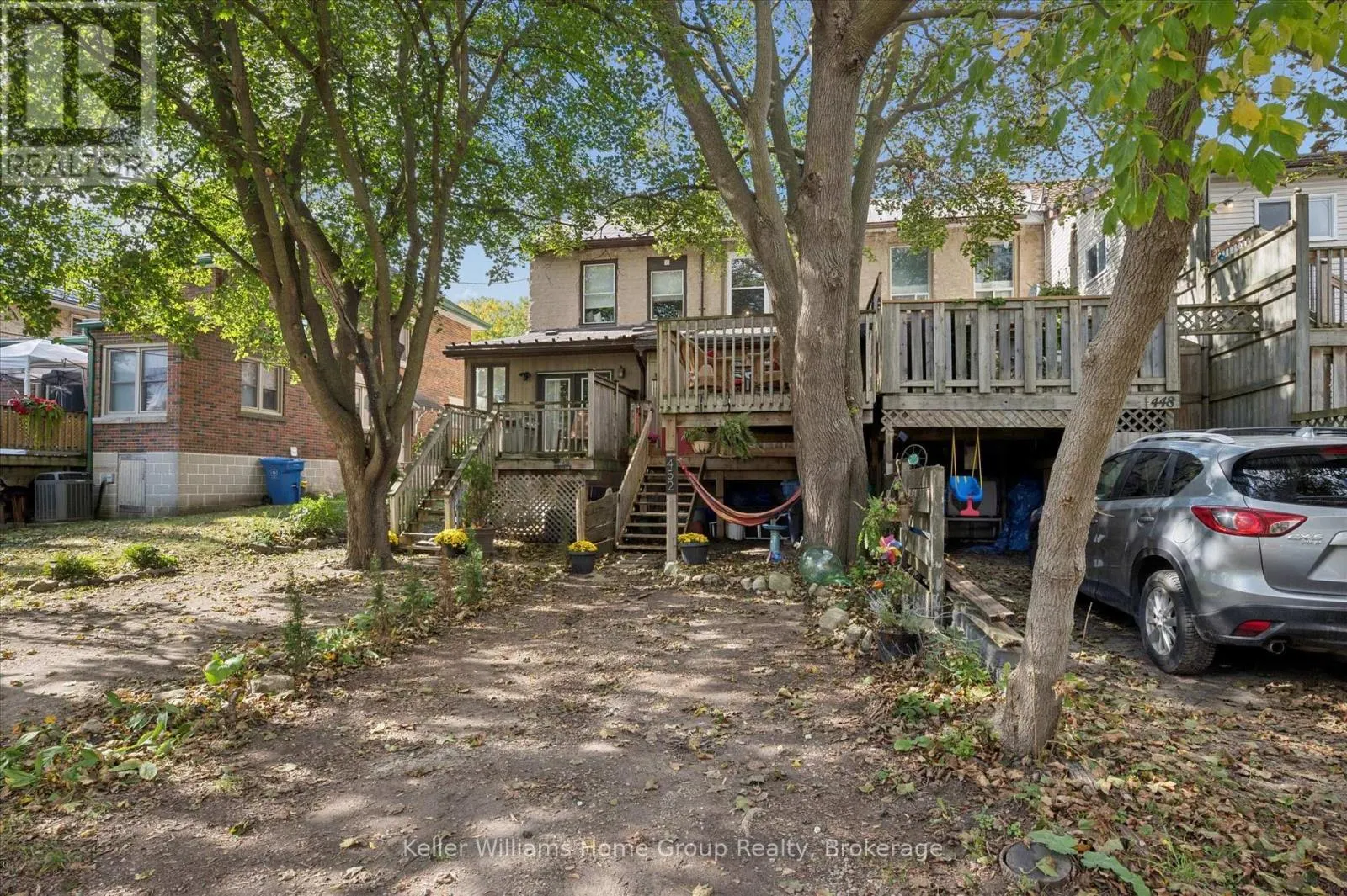 452 ST ANDREW STREET W