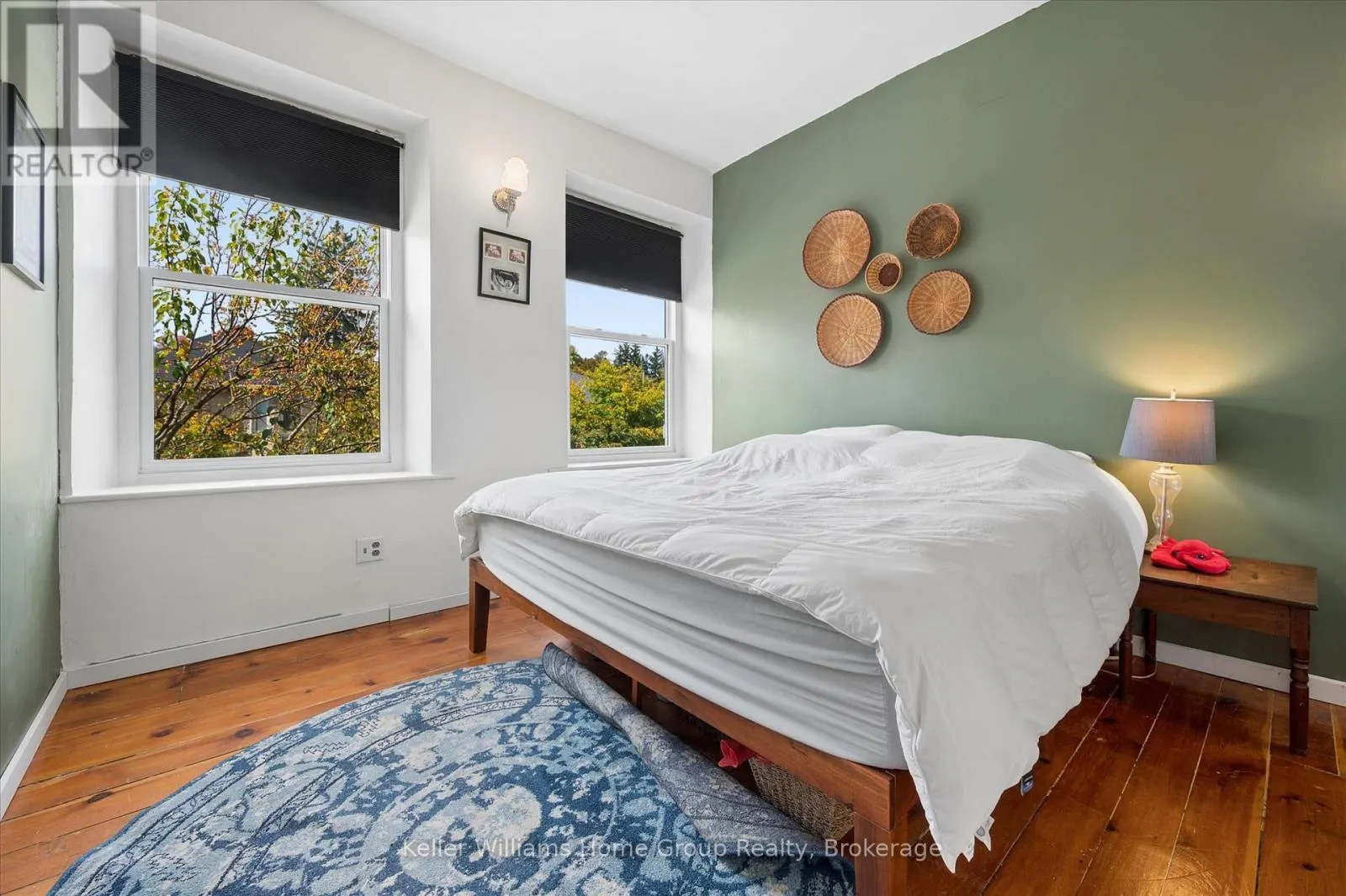 452 ST ANDREW STREET W
