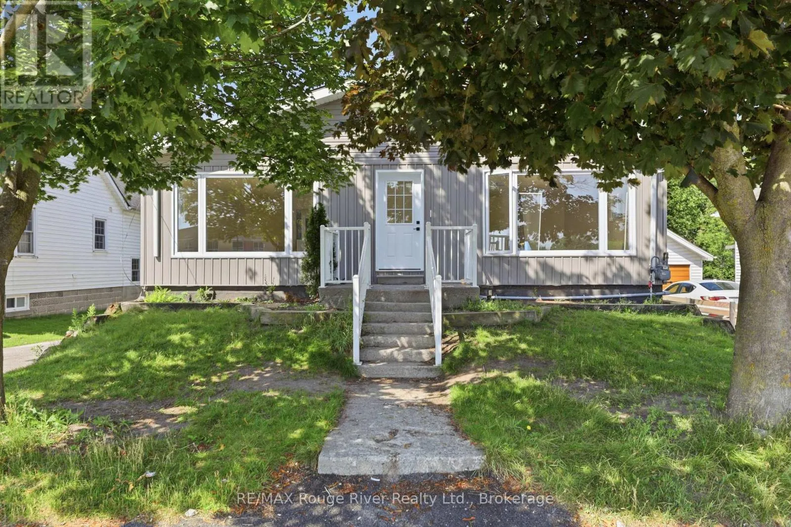 UNIT A - 144 MACDONALD AVENUE #Unit A
