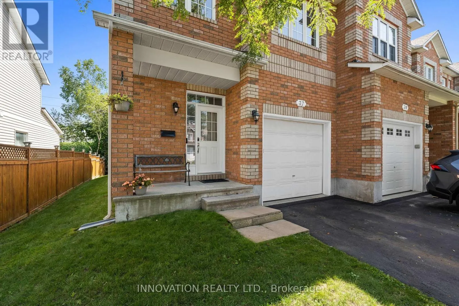 37 CHANTILLY GATE