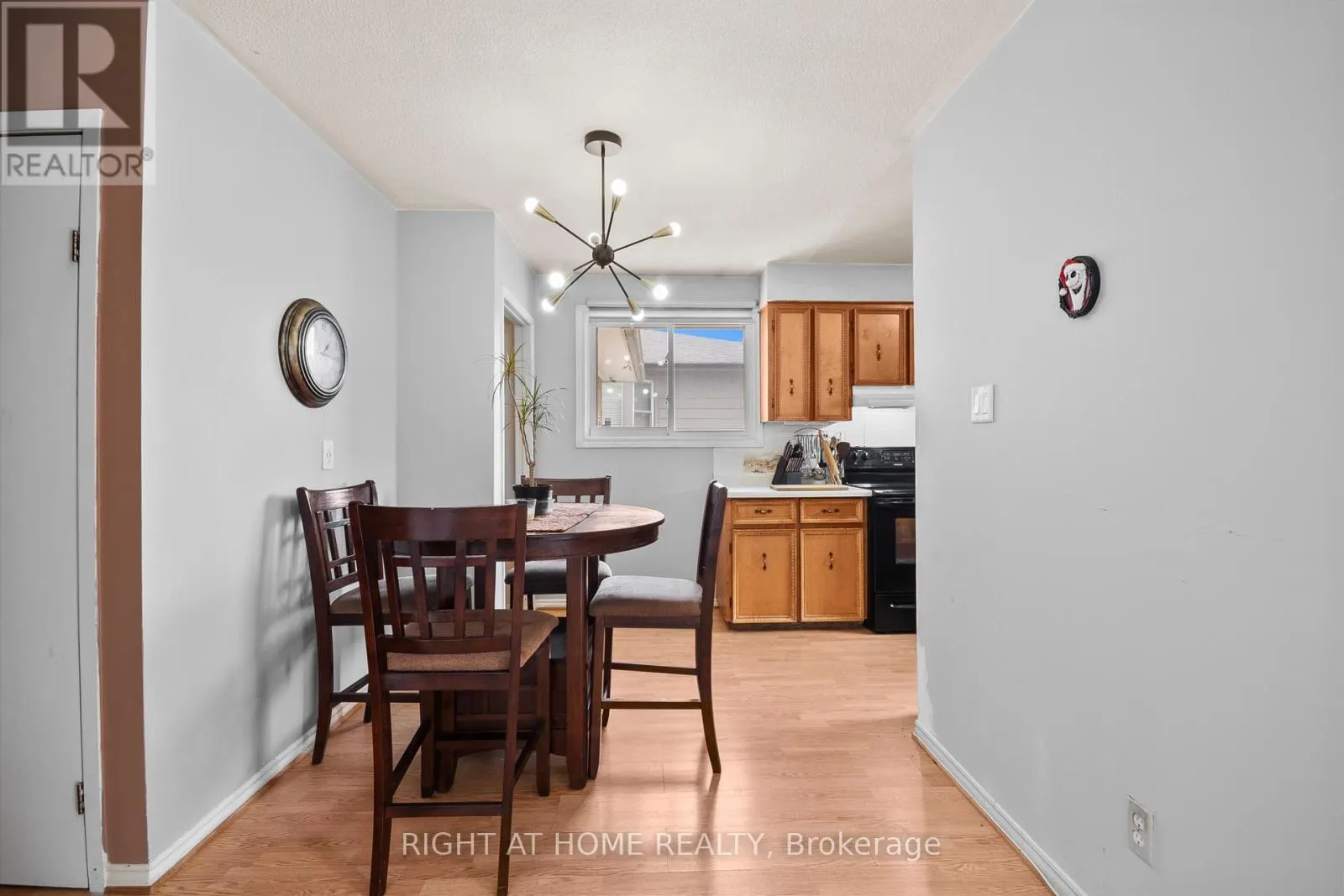 7 RAVEN AVENUE
