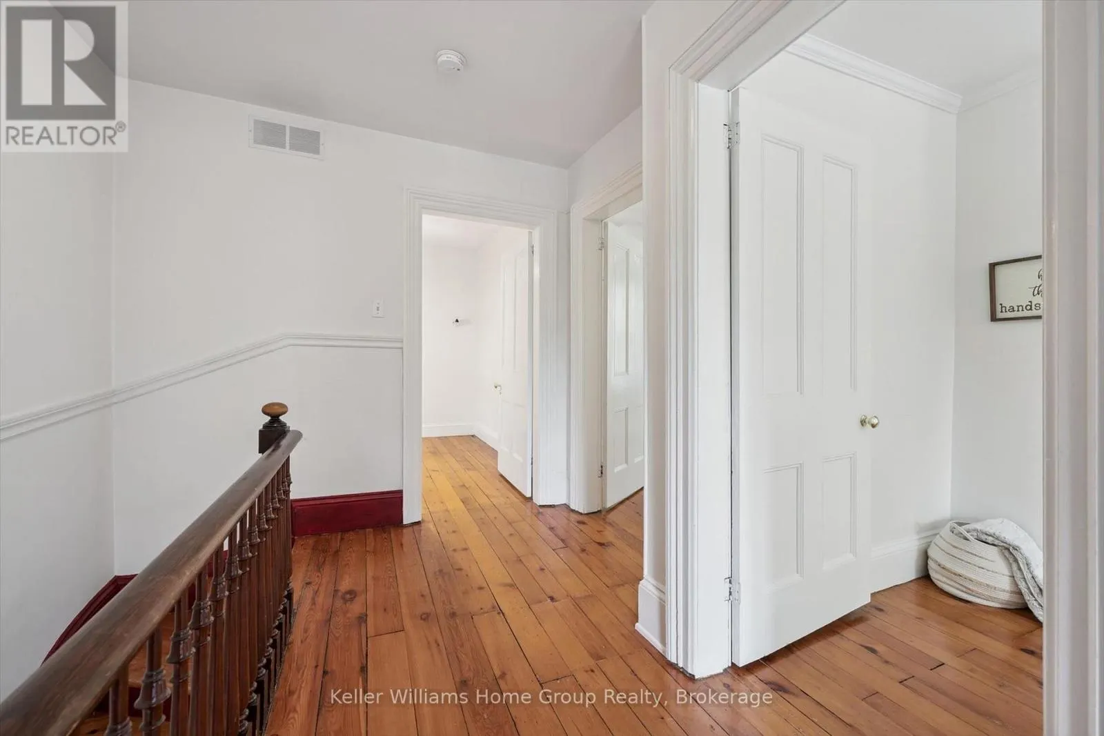 129 SUFFOLK STREET W