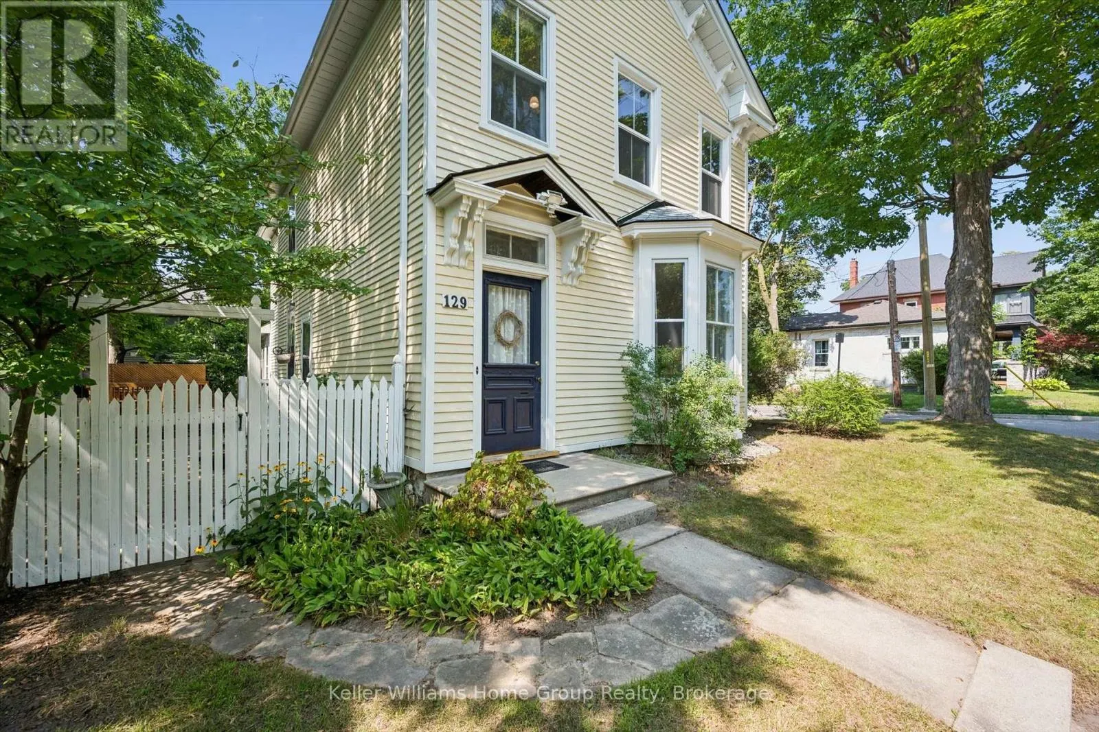 129 SUFFOLK STREET W