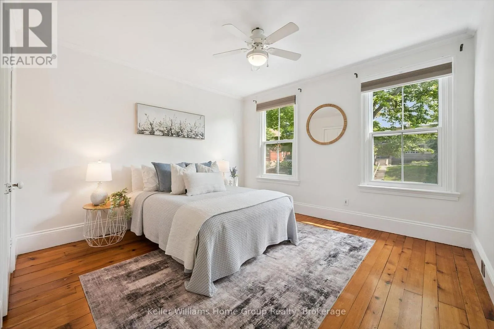 129 SUFFOLK STREET W