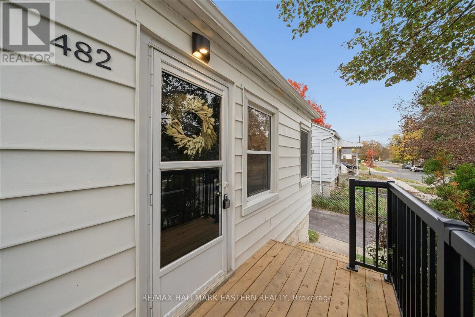 482 WELLINGTON STREET W