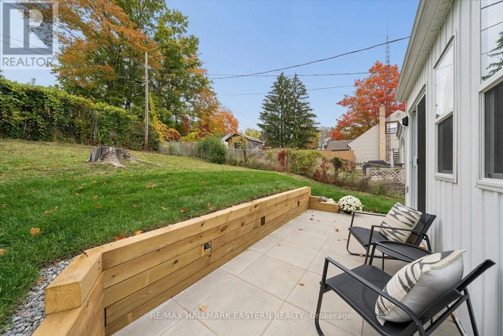 482 WELLINGTON STREET W