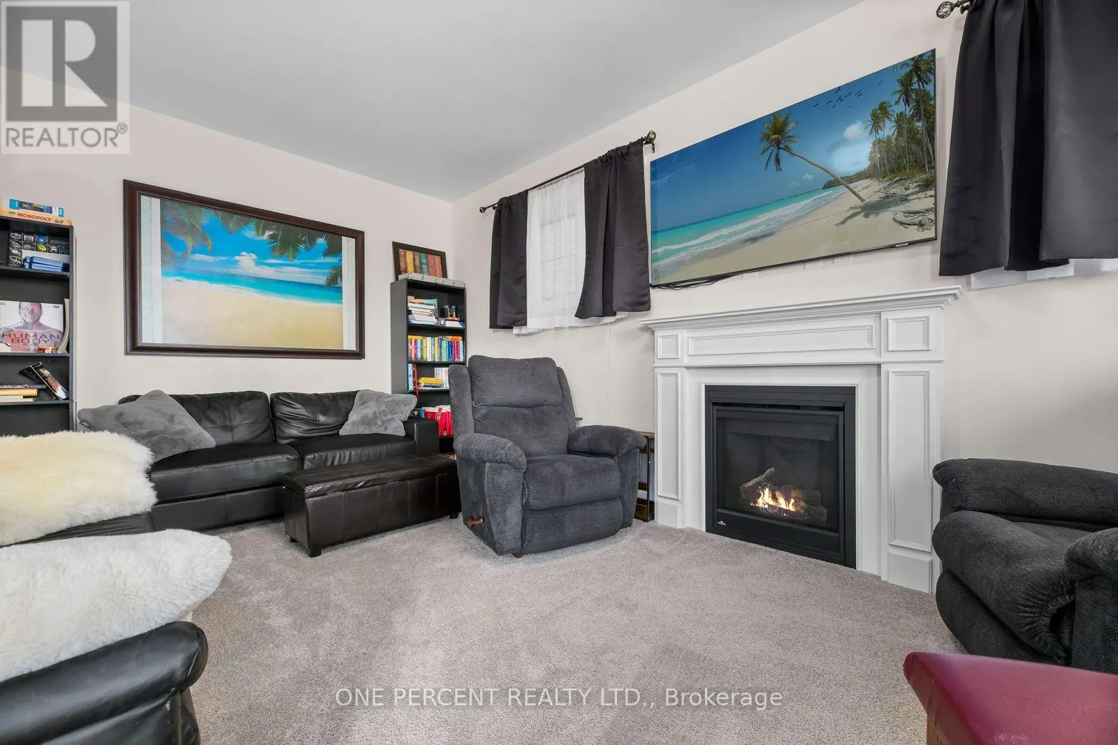 626 HAYLOCK GARDENS