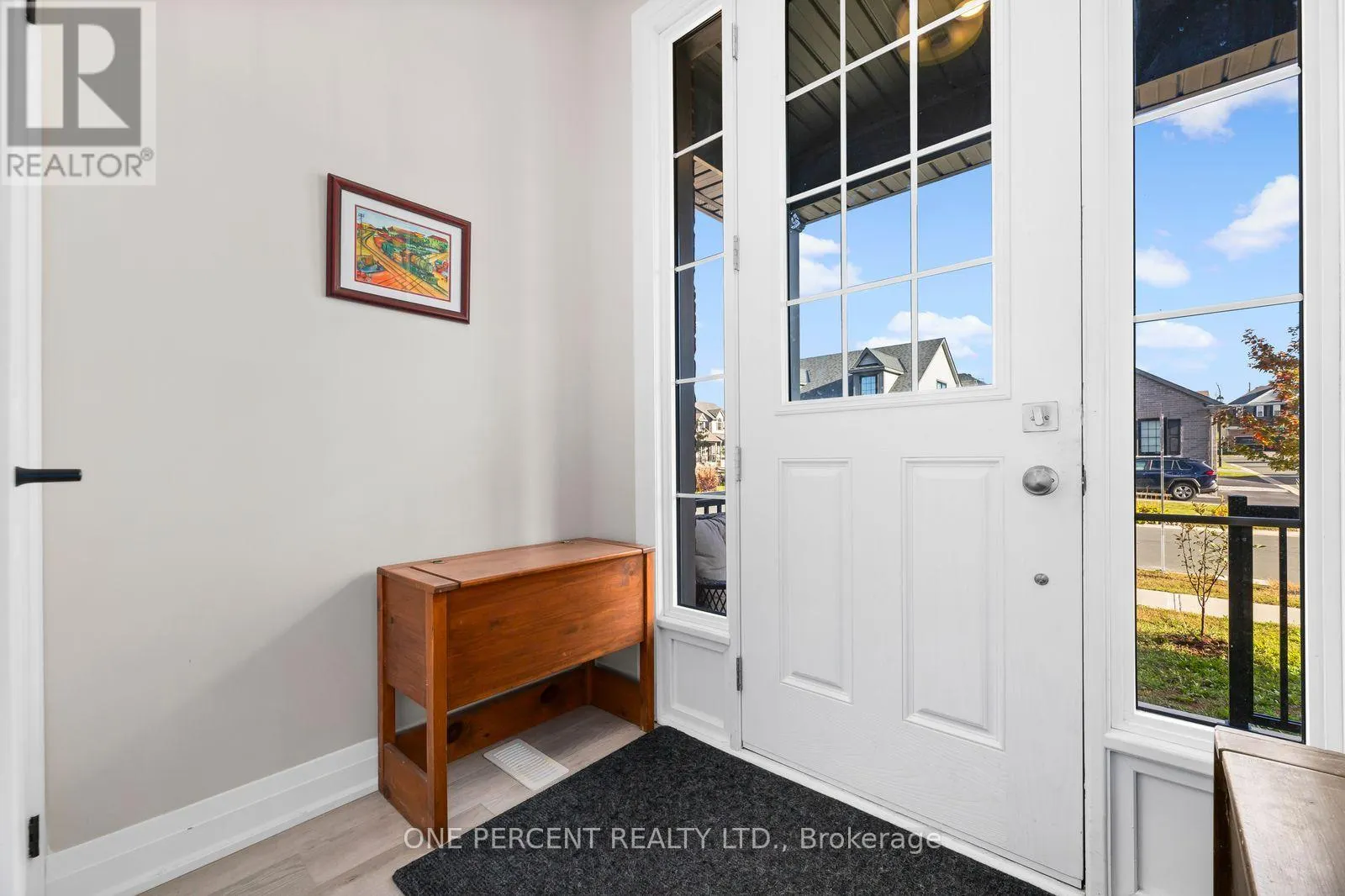 626 HAYLOCK GARDENS