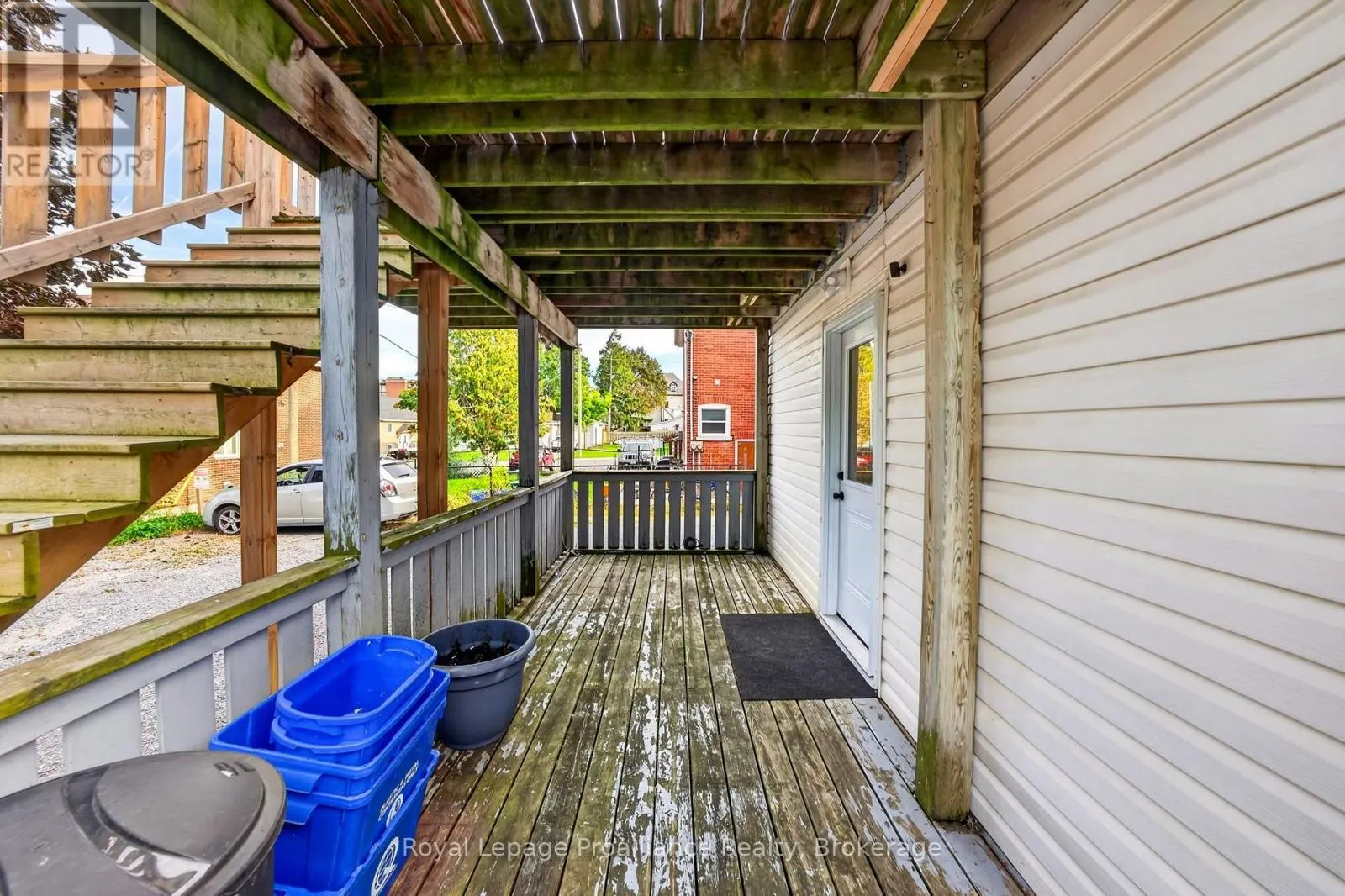 37 LORNE AVENUE
