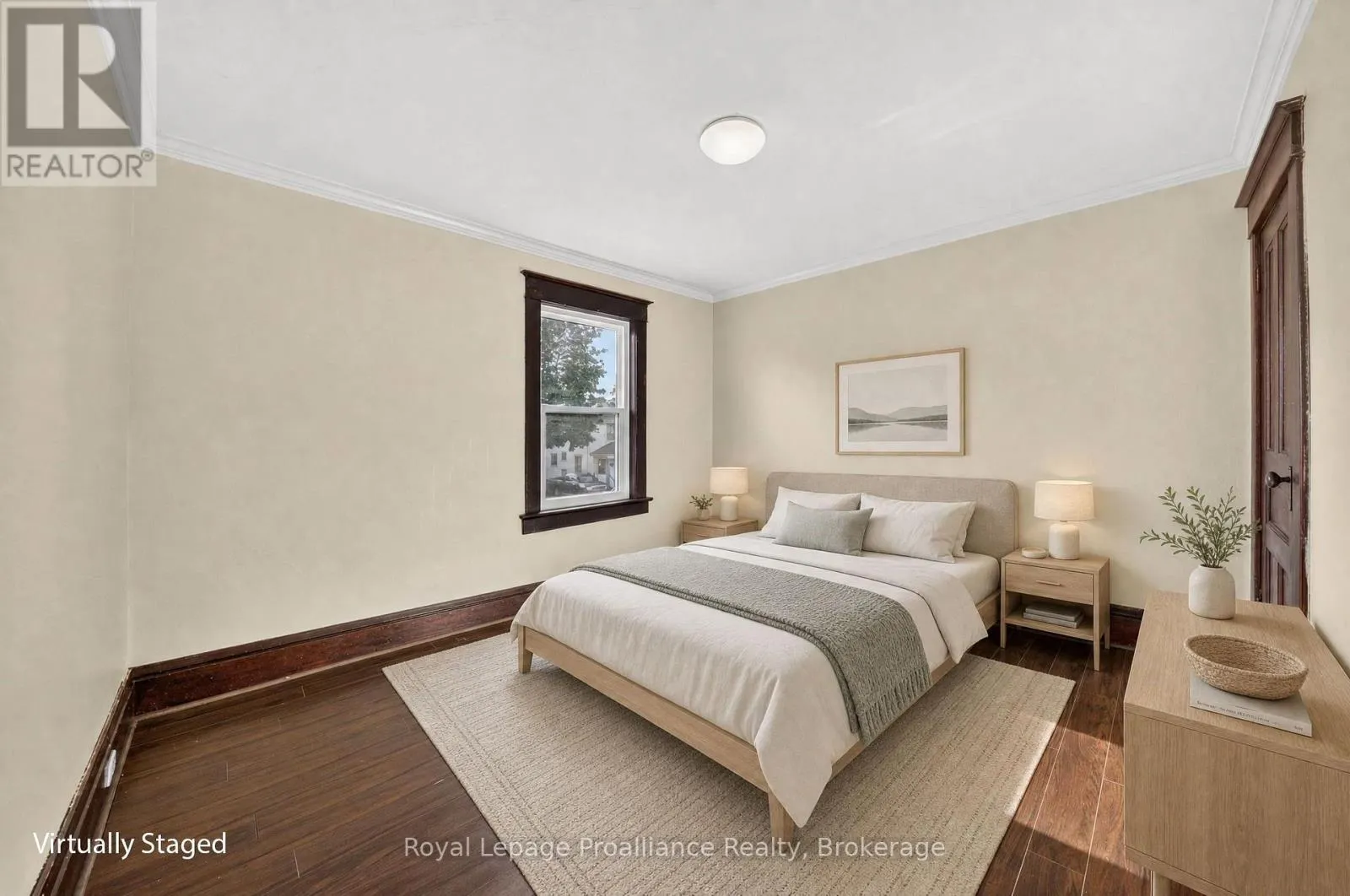 37 LORNE AVENUE