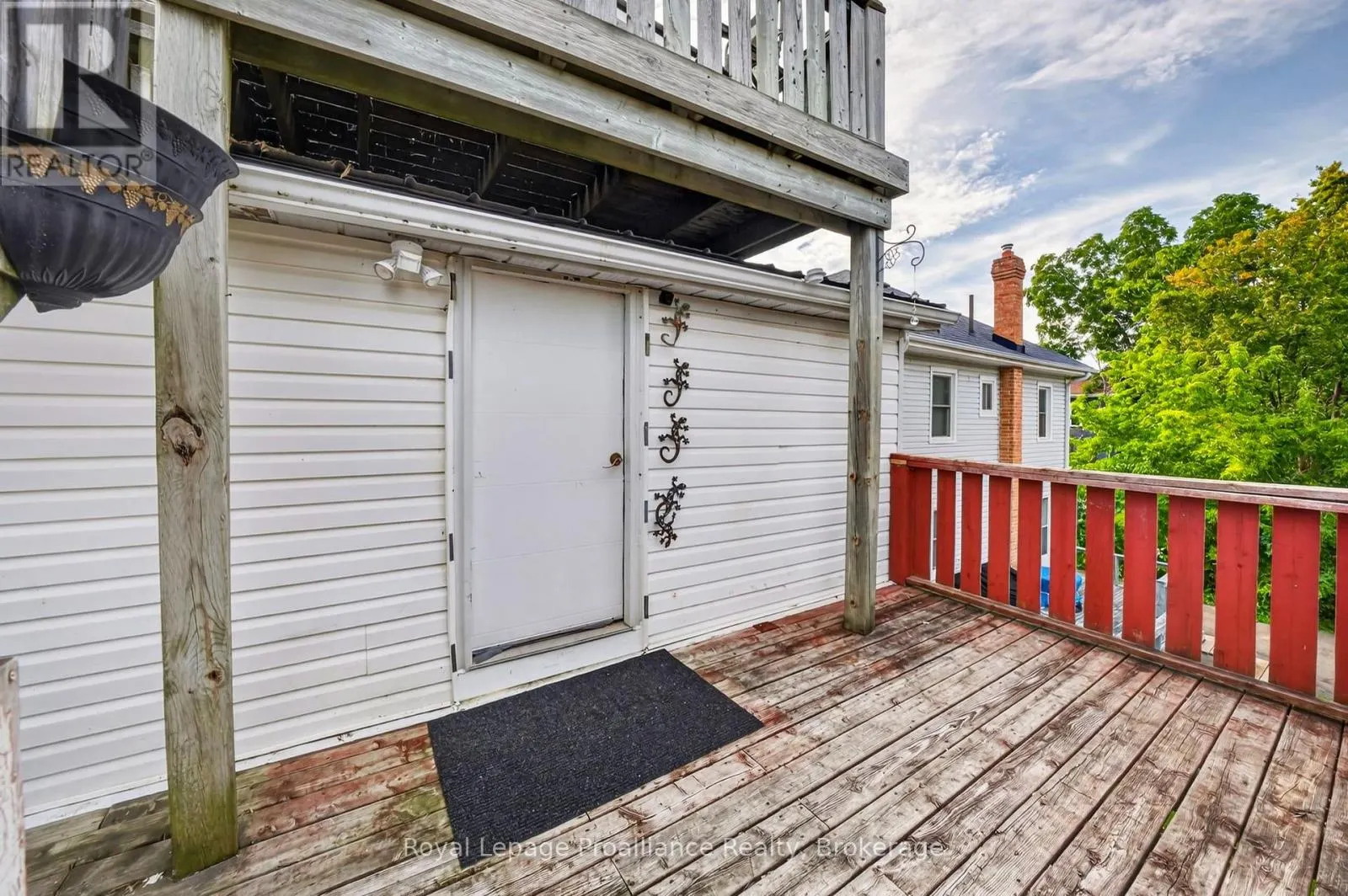 37 LORNE AVENUE