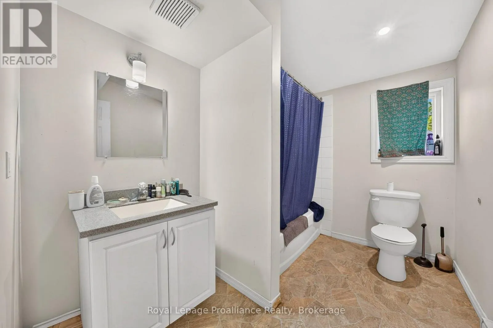 37 LORNE AVENUE