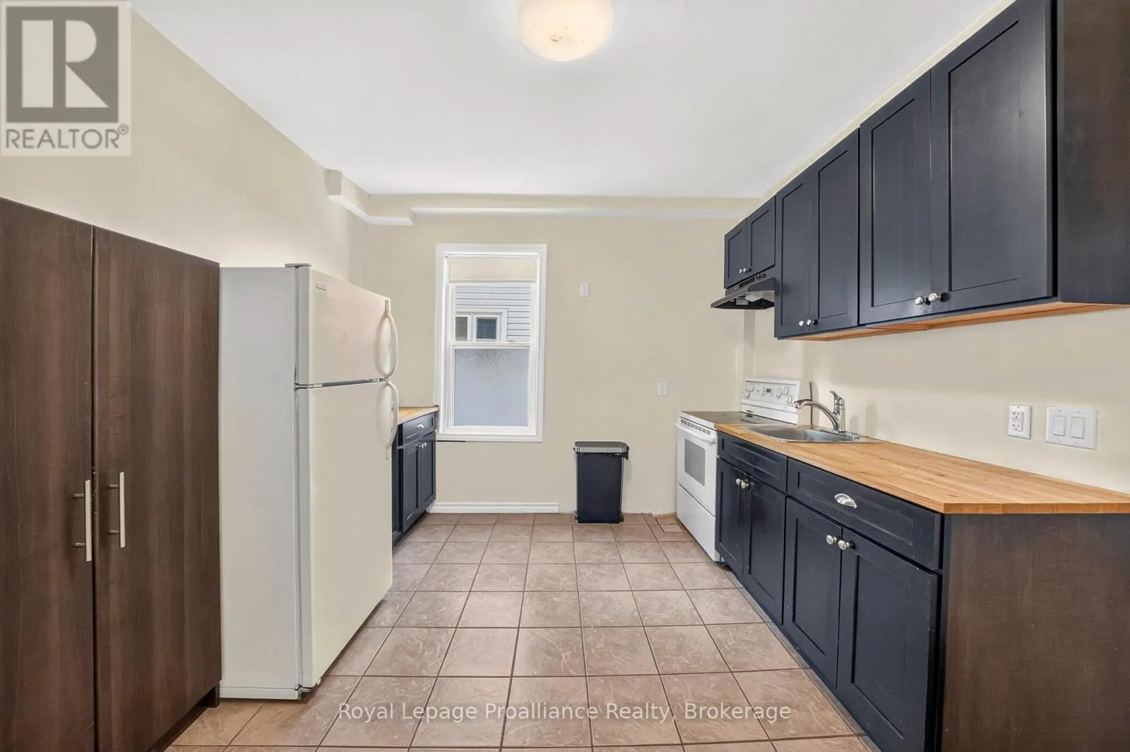 37 LORNE AVENUE