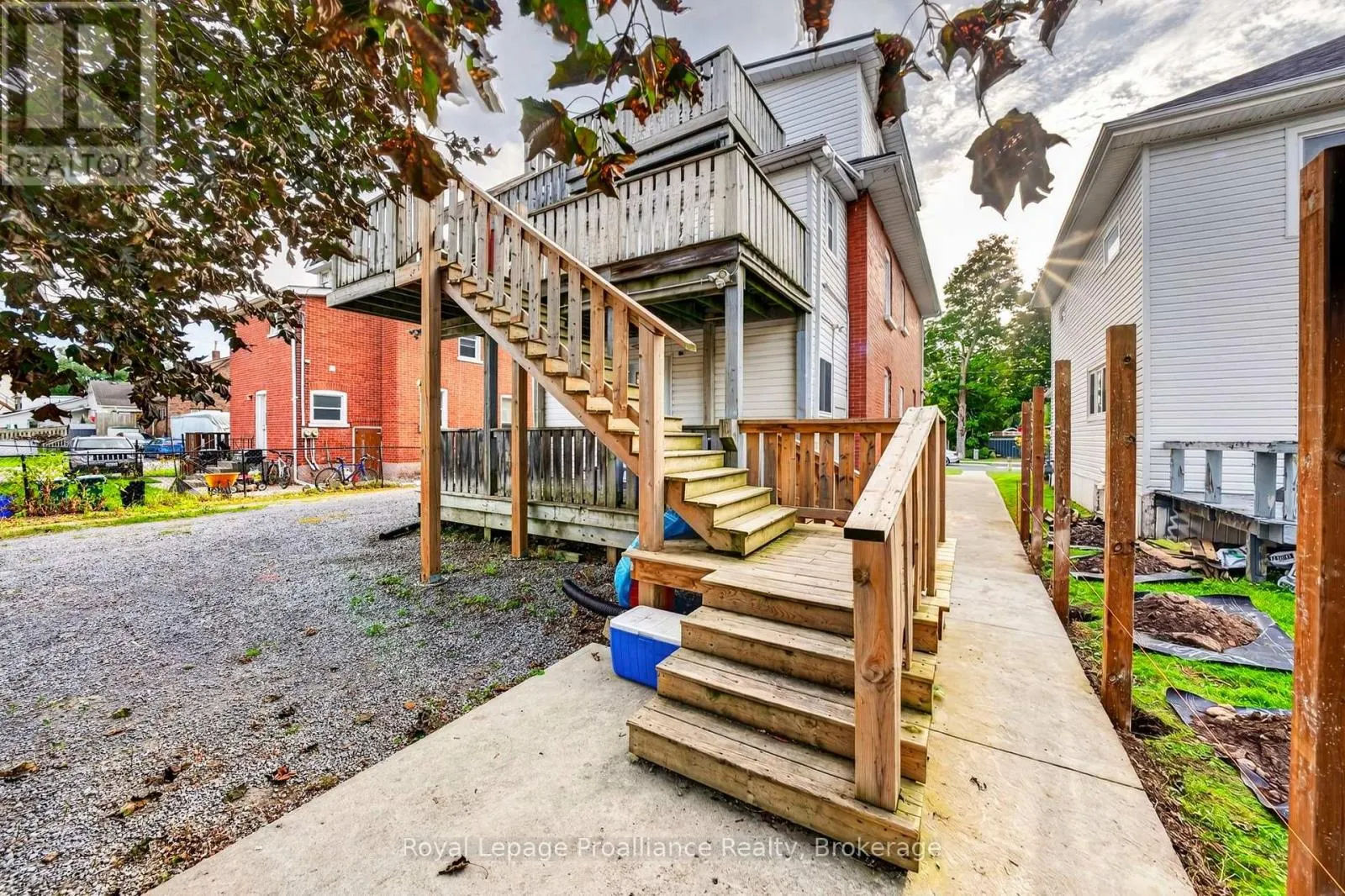 37 LORNE AVENUE