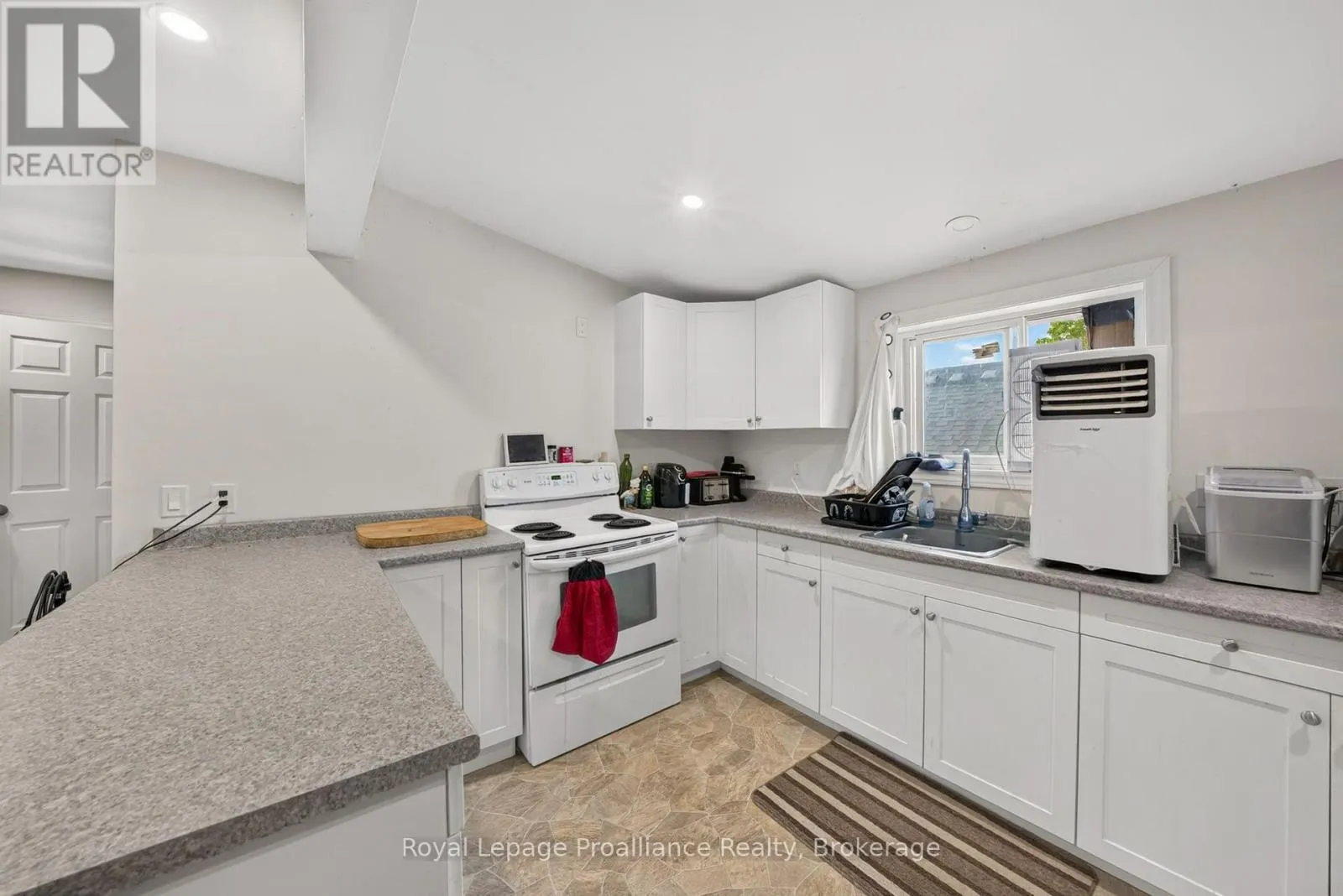 37 LORNE AVENUE