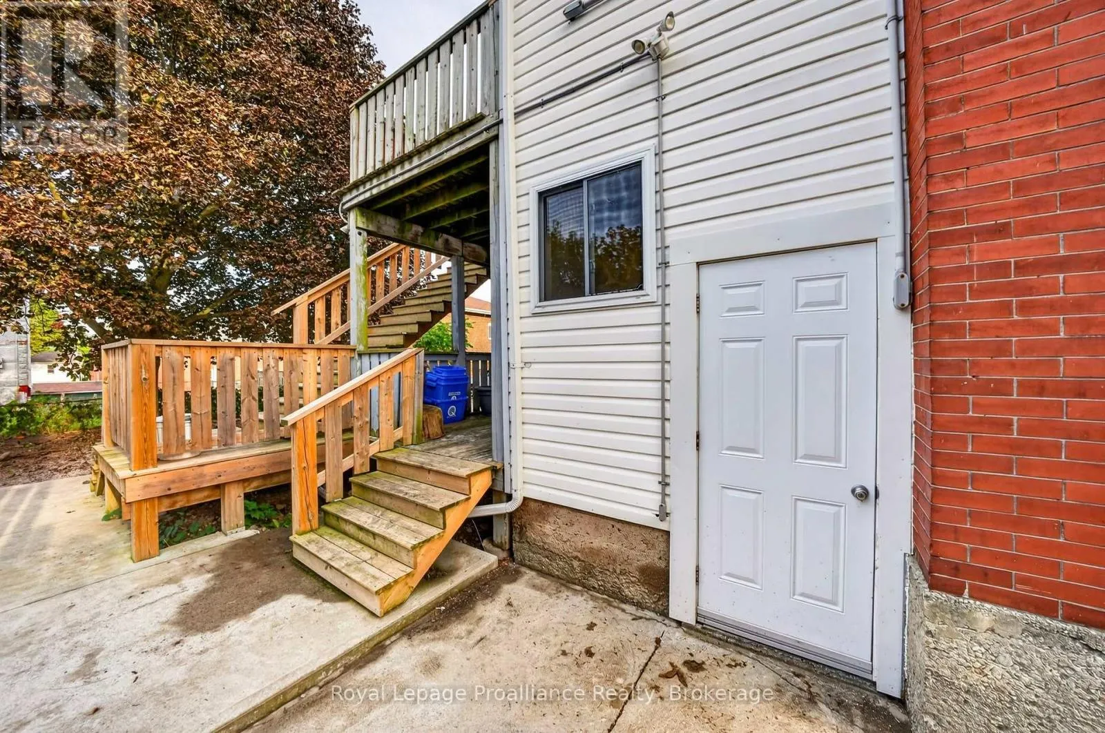 37 LORNE AVENUE