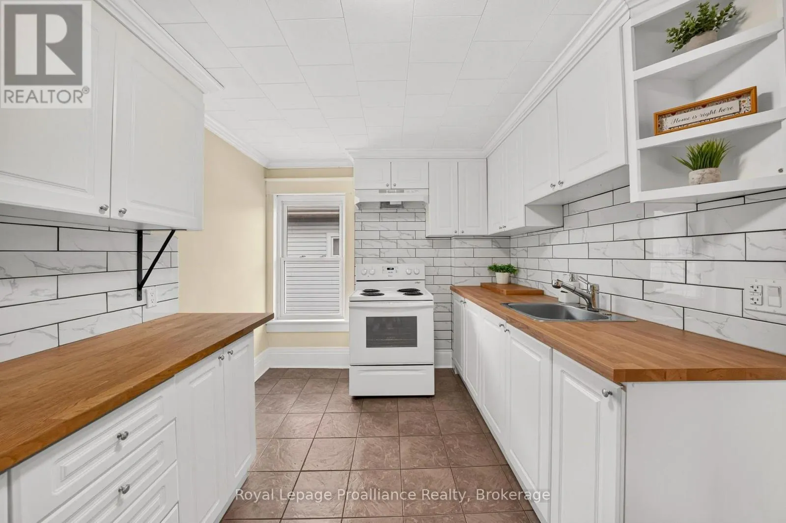 37 LORNE AVENUE