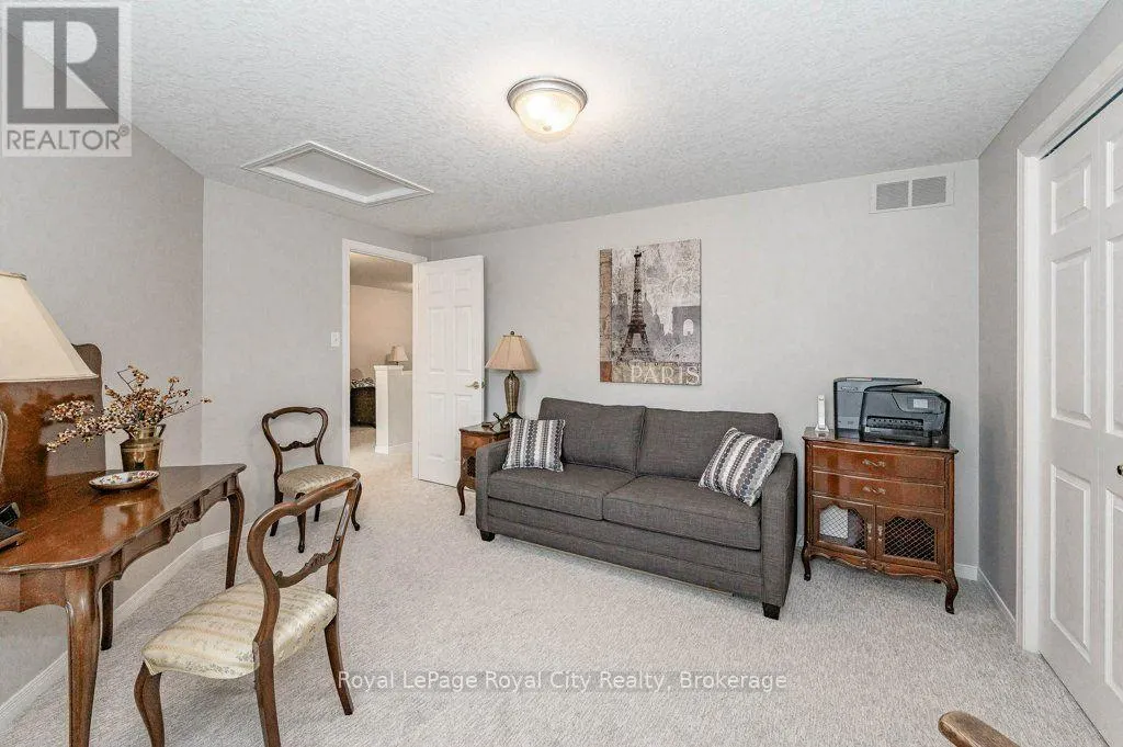16 - 784 GORDON STREET #16