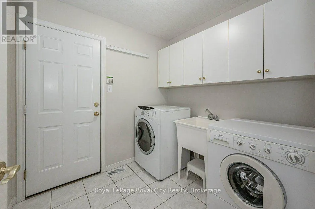 16 - 784 GORDON STREET #16