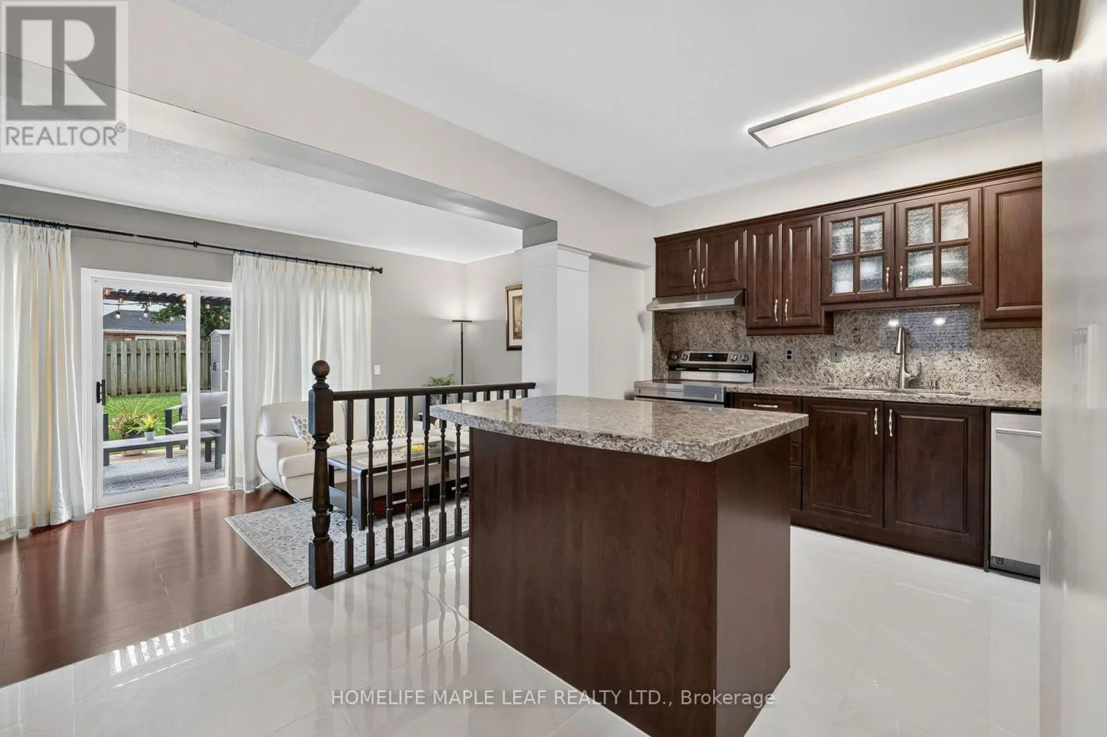 211 MELRAN DRIVE