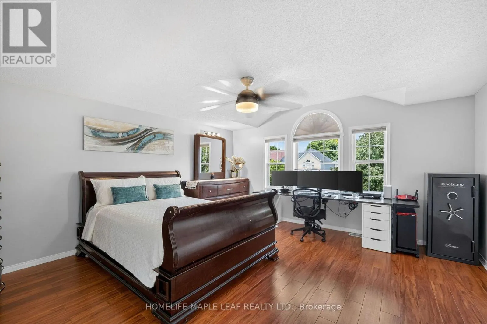 211 MELRAN DRIVE