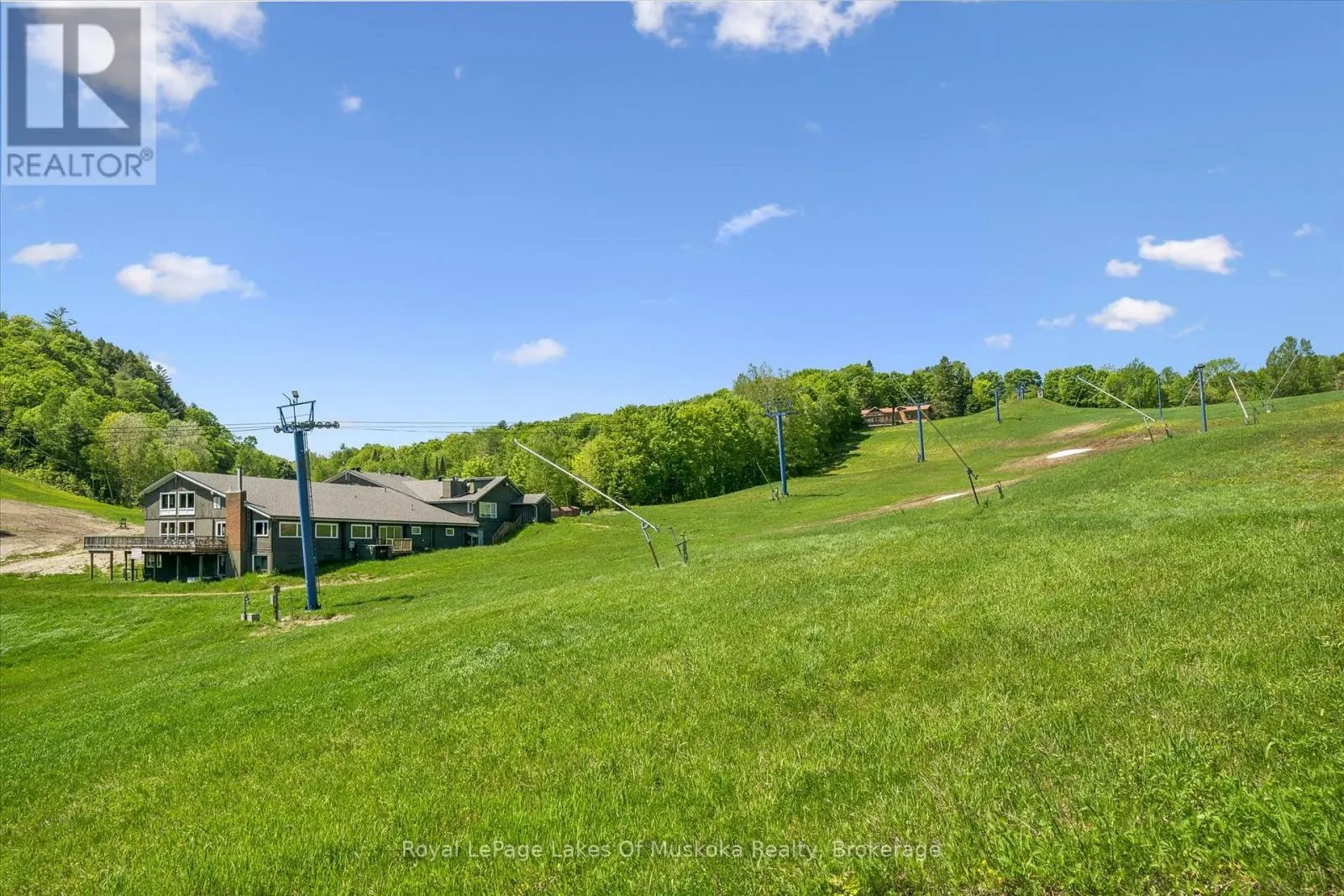 101 - 1 TREE TOPS LANE #101