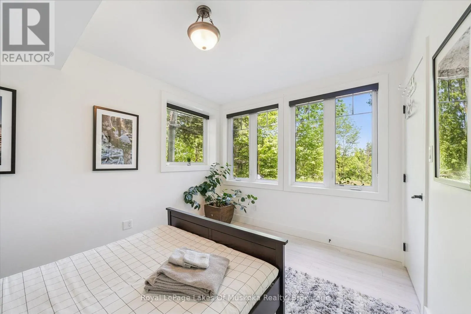 101 - 1 TREE TOPS LANE #101