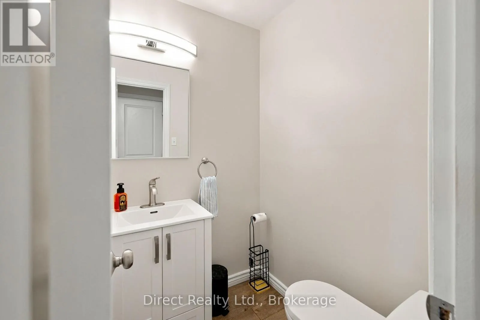 26 WALMSLEY PLACE
