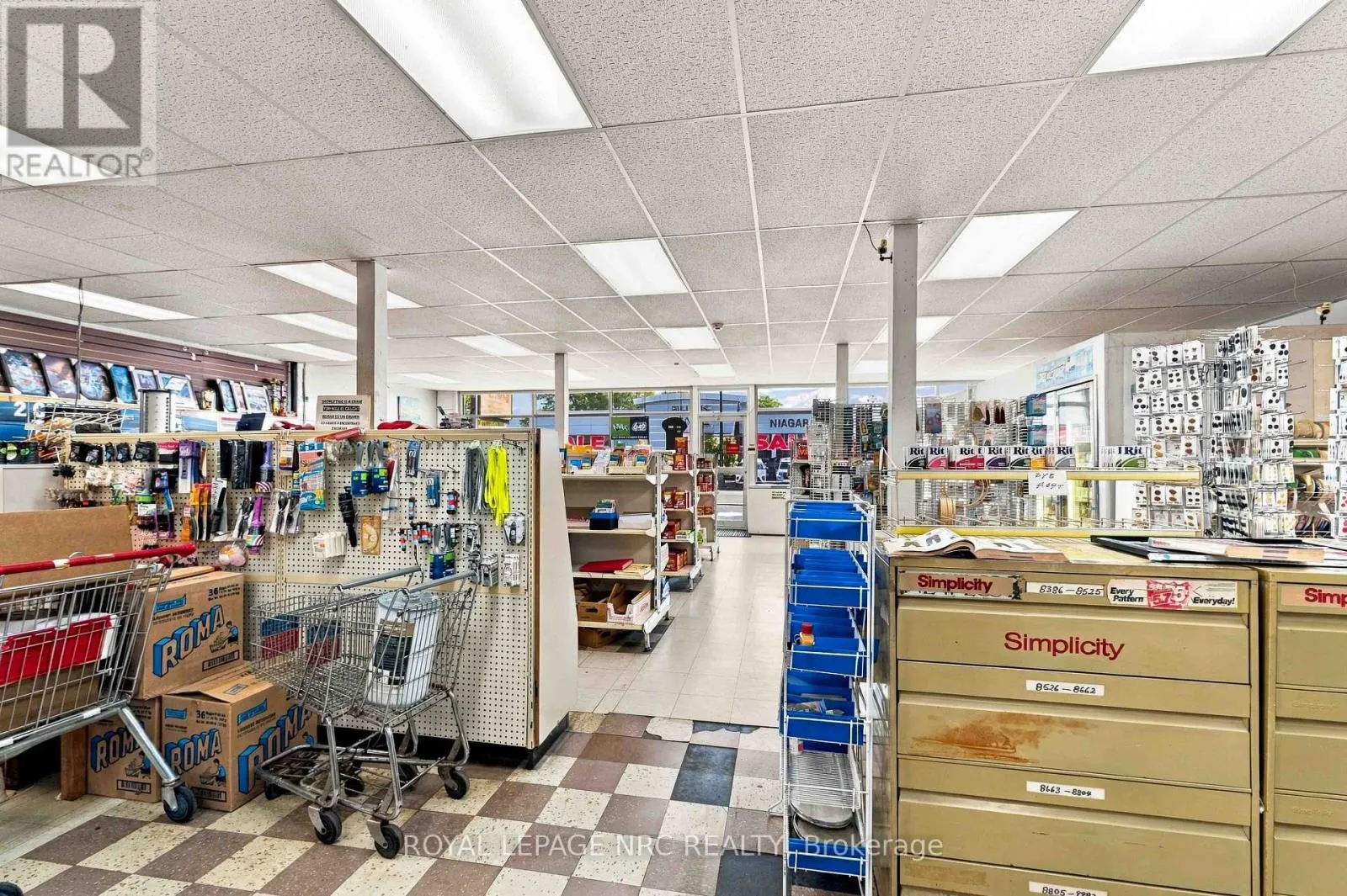 1530 NIAGARA STONE ROAD