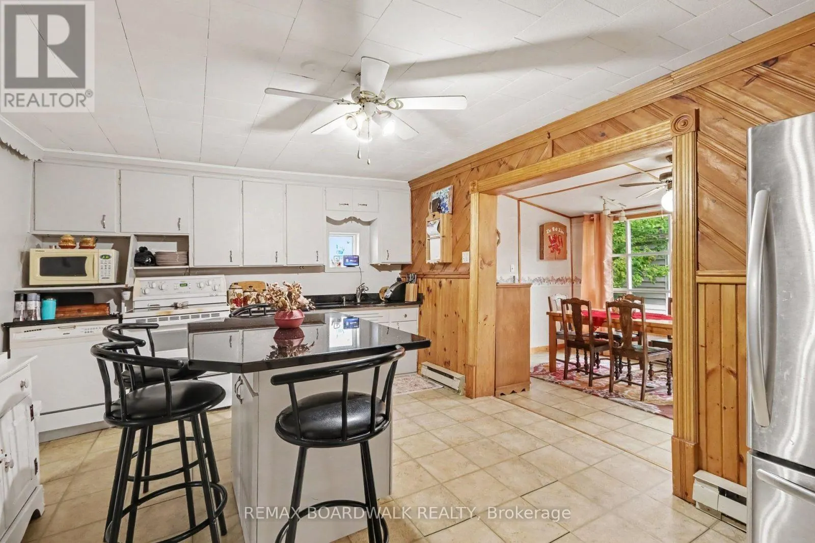 174 MUNRO STREET