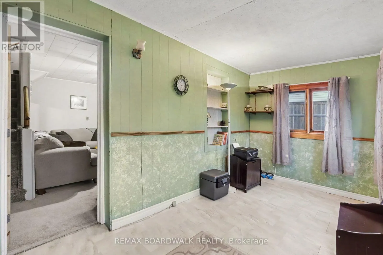 174 MUNRO STREET