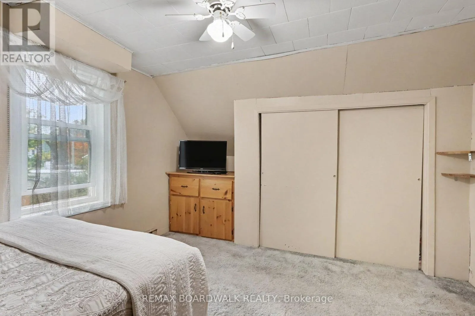 174 MUNRO STREET