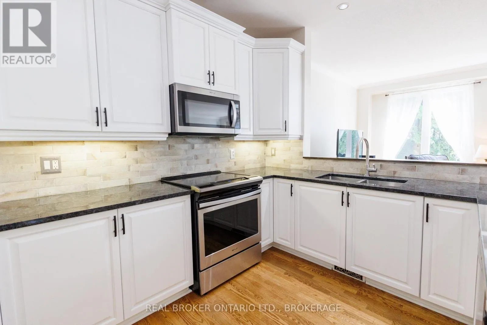 11 REDBRIDGE CRESCENT