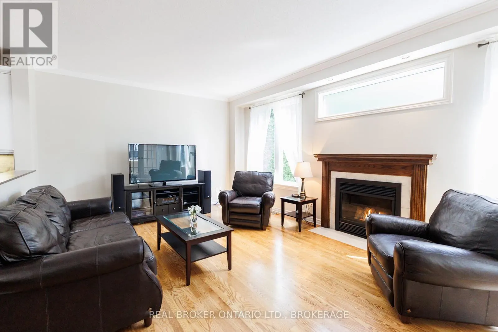 11 REDBRIDGE CRESCENT