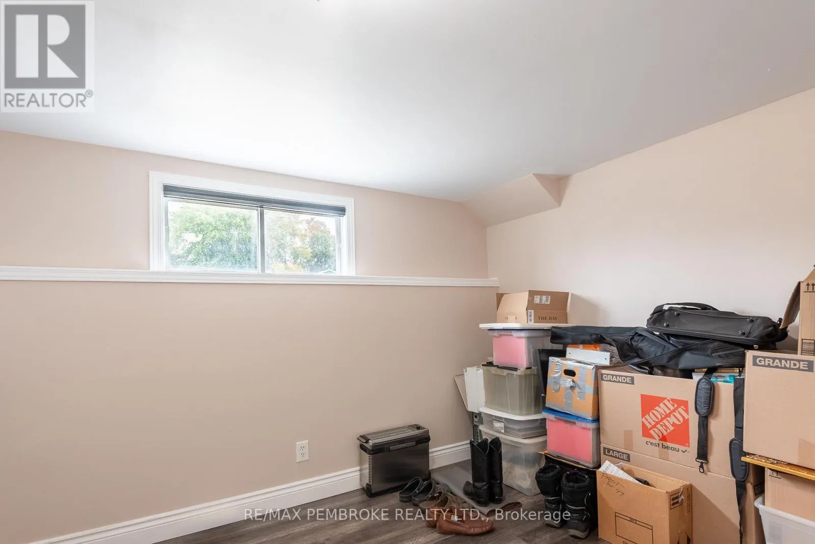 1108 BOUNDARY ROAD
