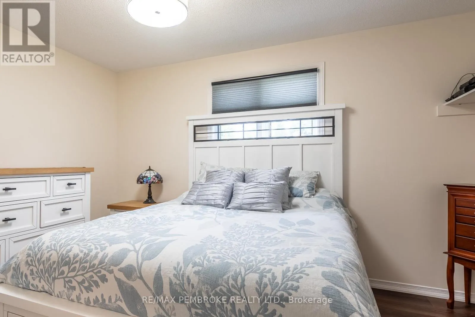 1108 BOUNDARY ROAD