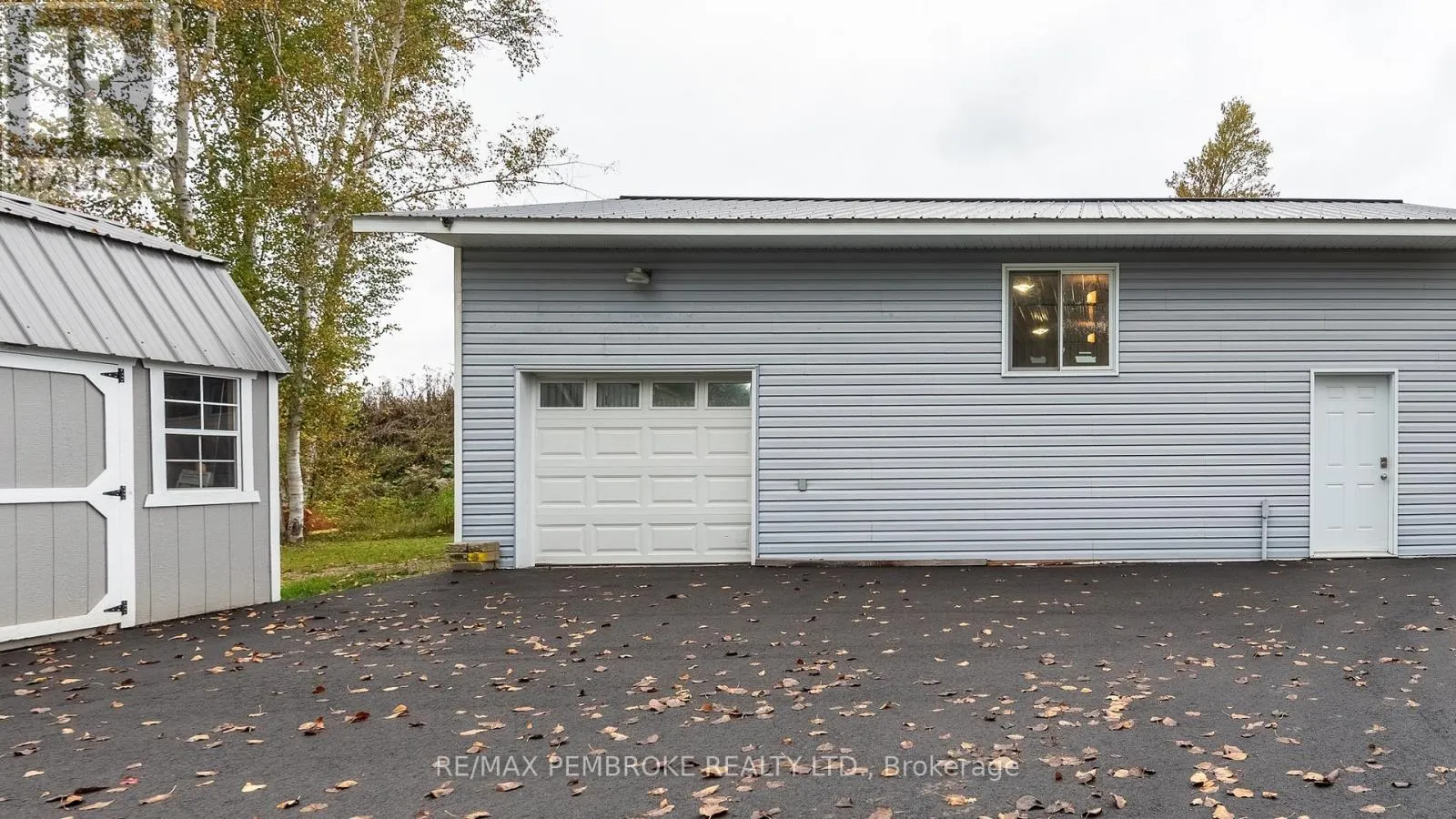 1108 BOUNDARY ROAD