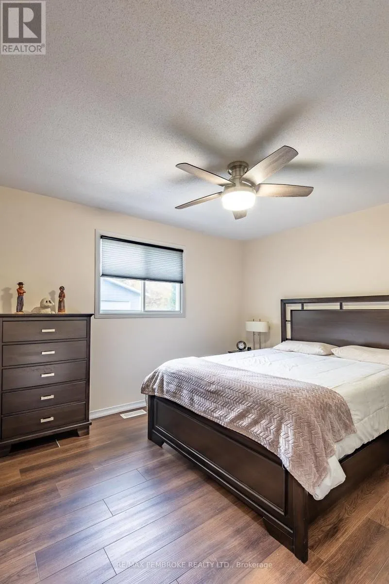 1108 BOUNDARY ROAD