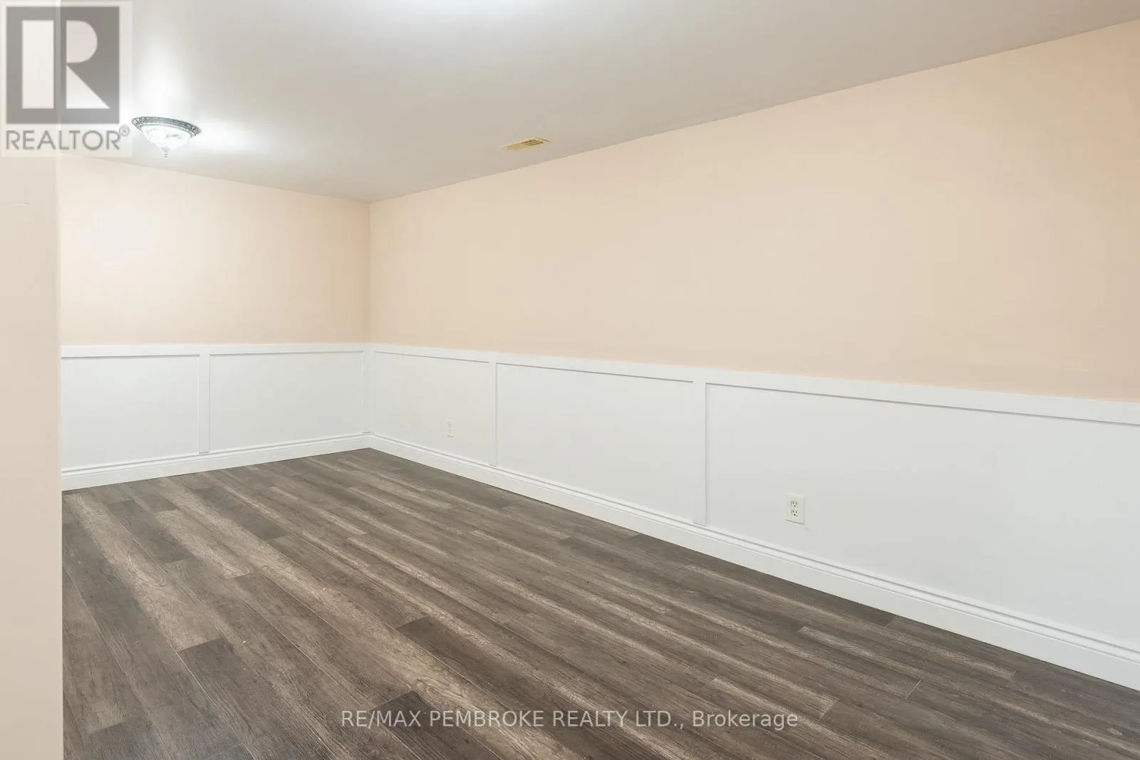 1108 BOUNDARY ROAD