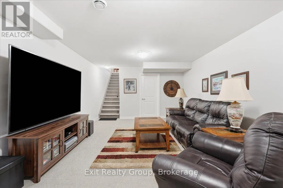 30 SANDHU CRESCENT