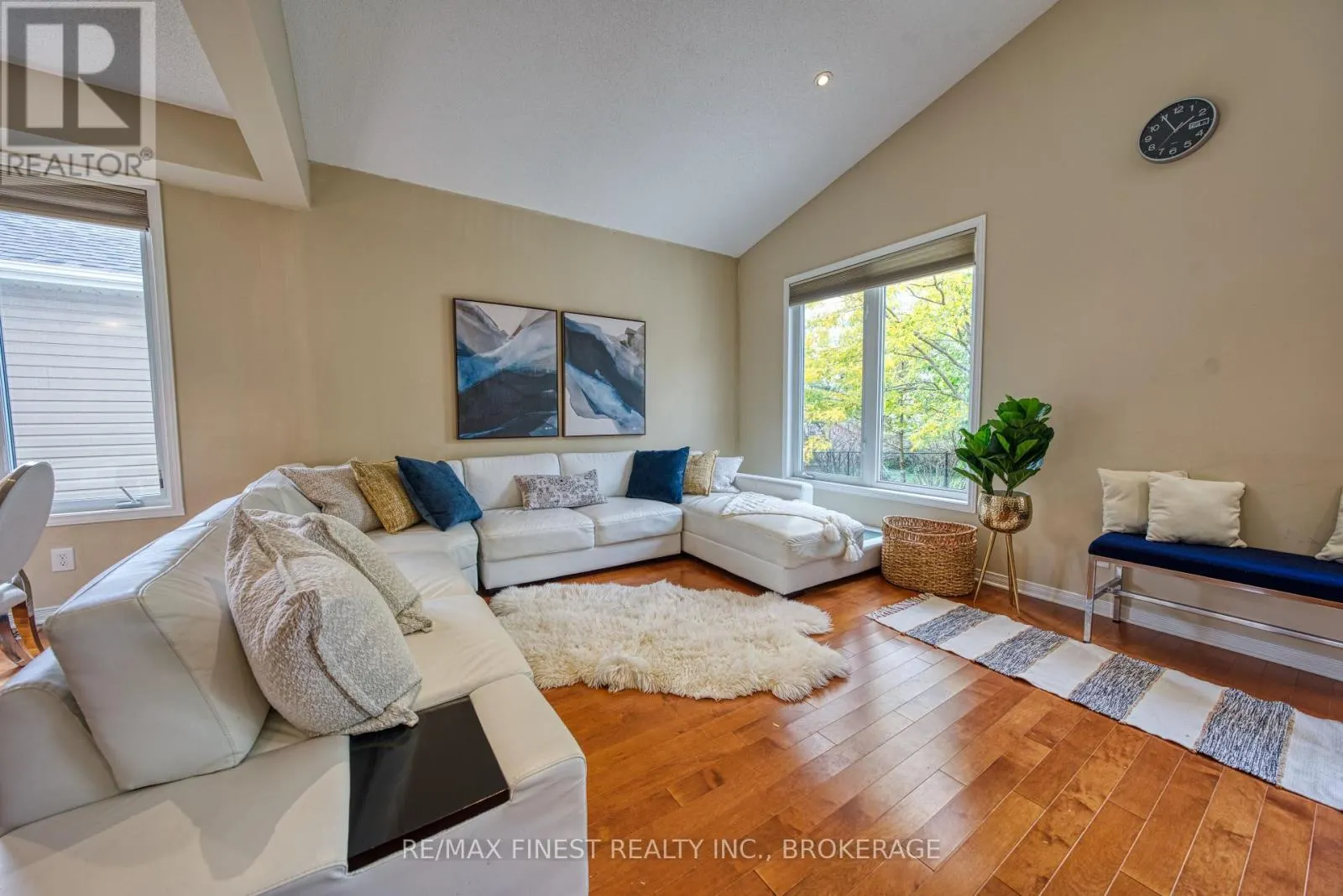 1017 WOODHAVEN DRIVE