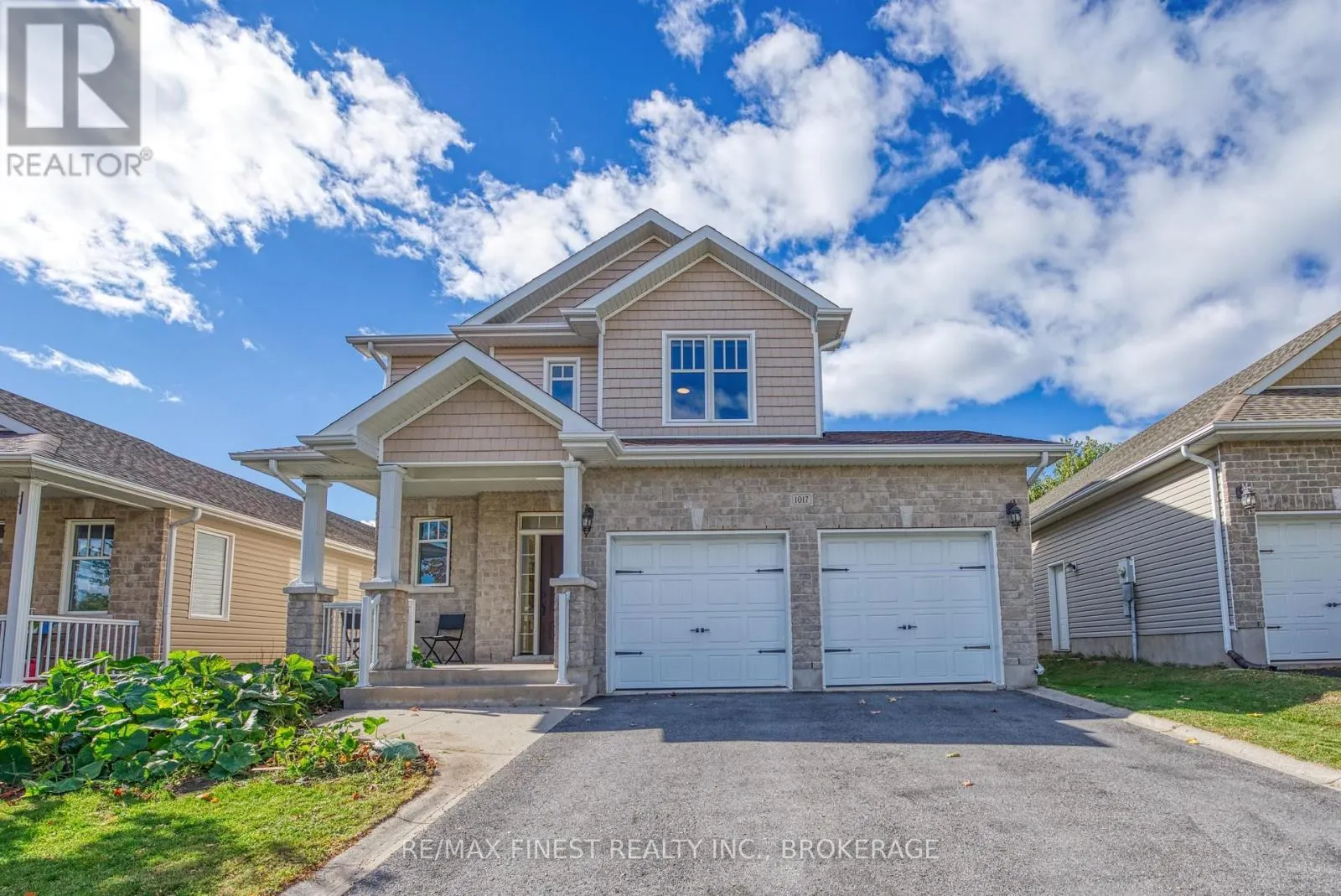 1017 WOODHAVEN DRIVE