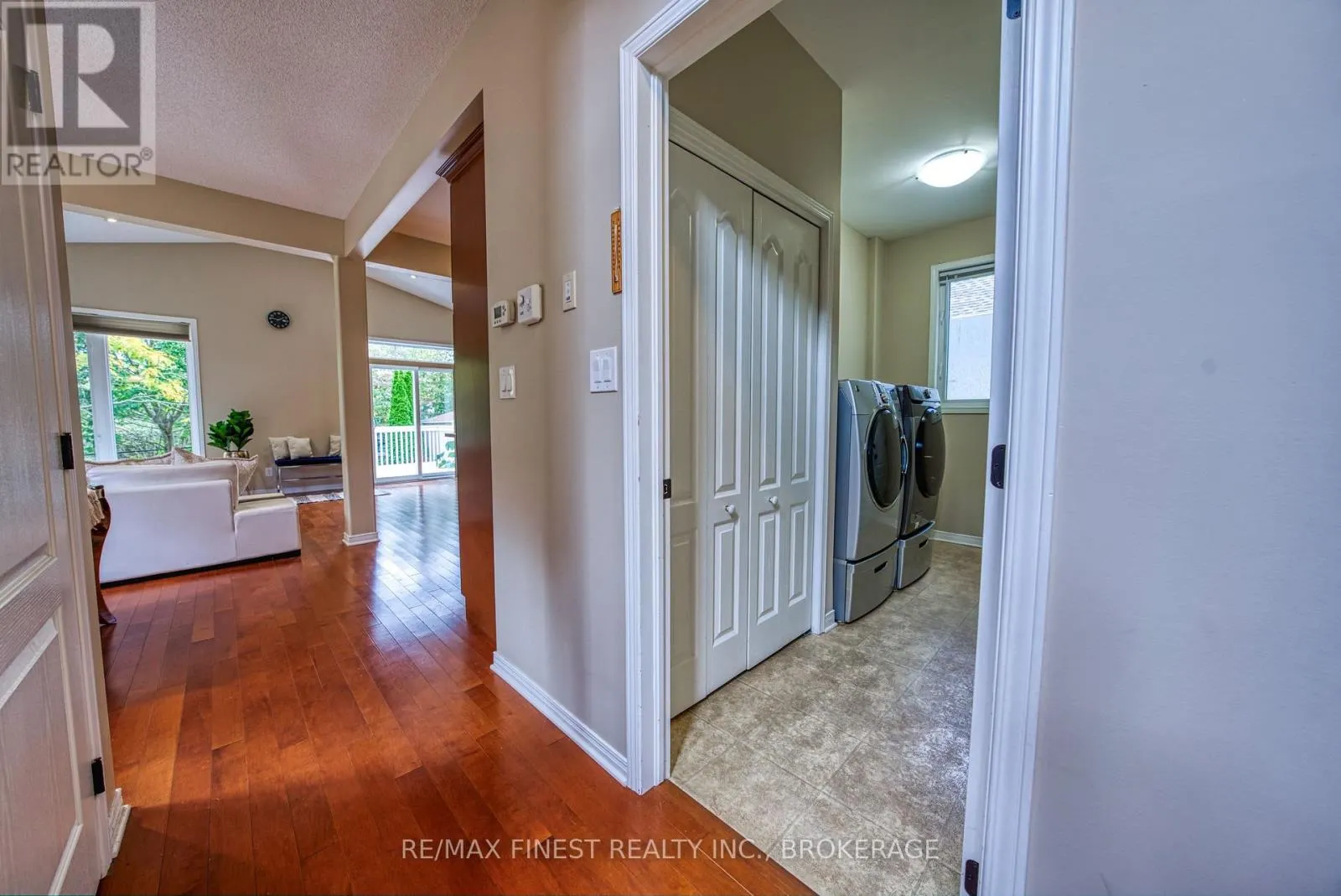 1017 WOODHAVEN DRIVE