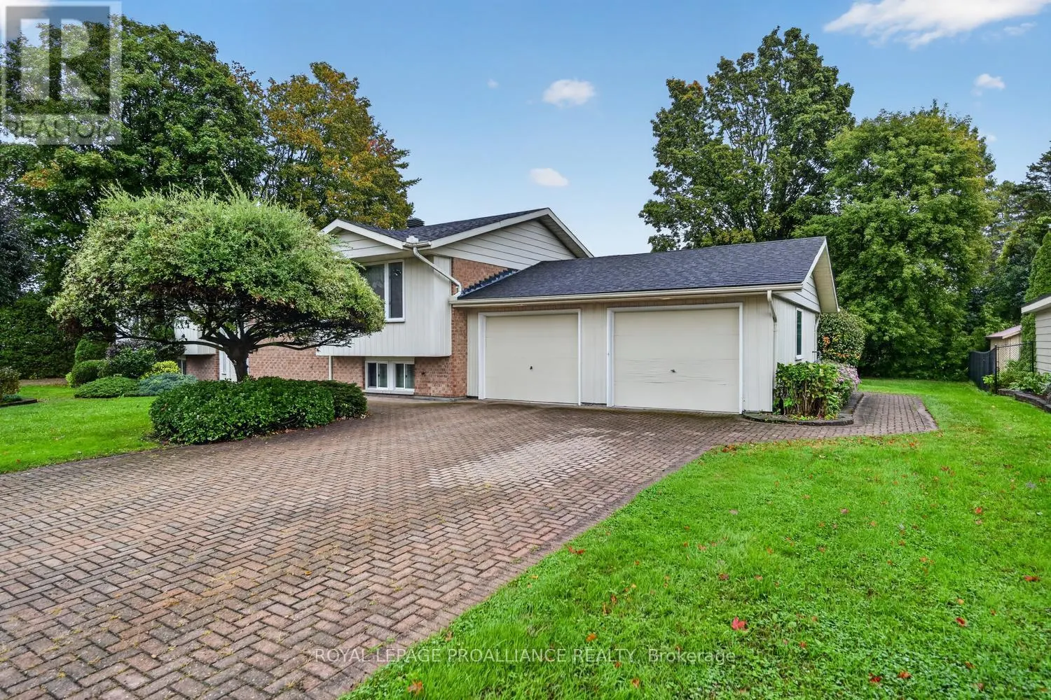 21 SUNSET DRIVE
