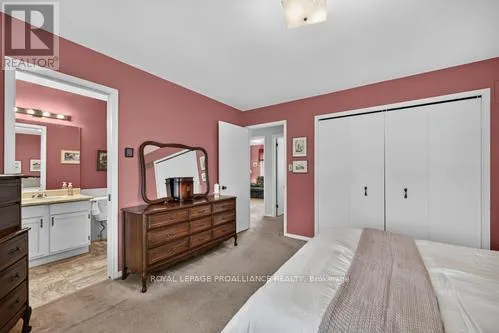 21 SUNSET DRIVE