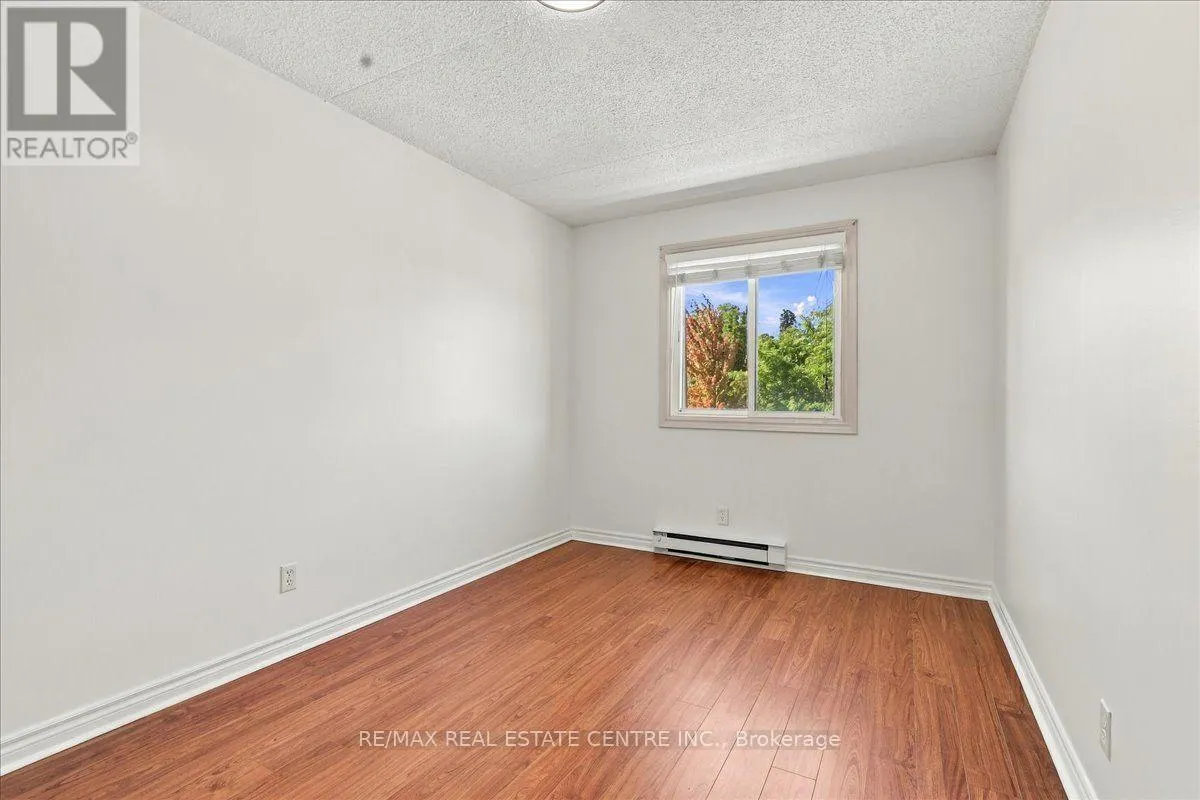246 - 42 TANNERY STREET E