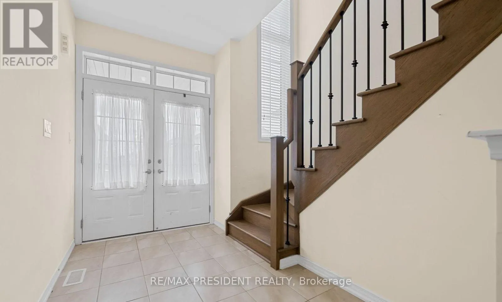 25 SEANESY DRIVE