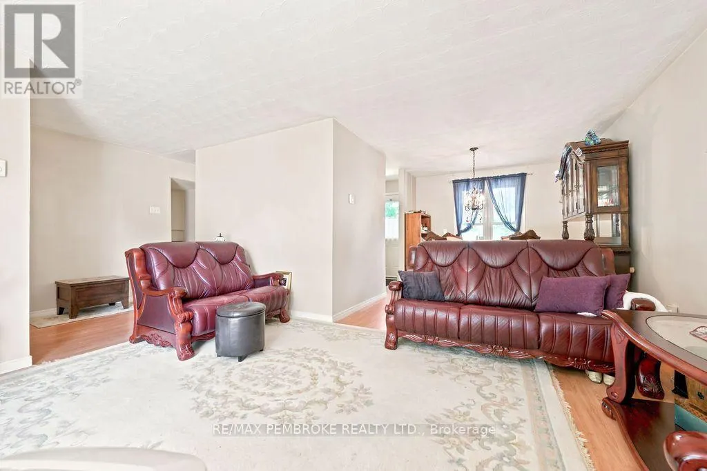 1656 BEACHBURG ROAD